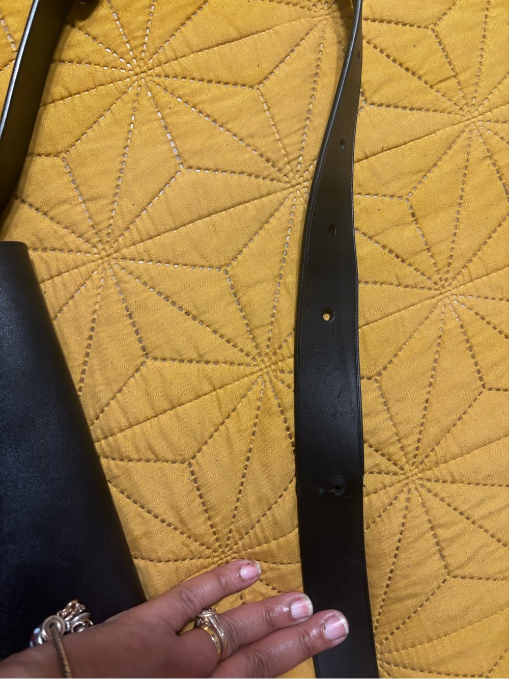 Coach Black Leather Ludlow Messenger Bag. - Picture 2 of 6